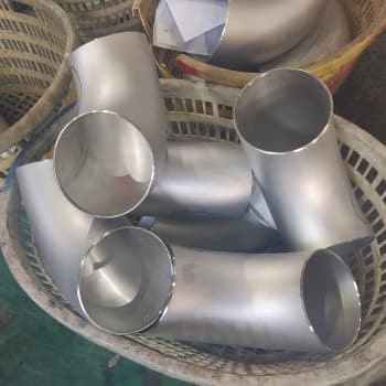 ASME B16.9 Mida dels corbes de retorn de radi llarg
